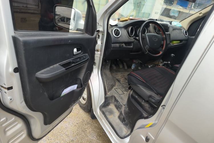 Used CHANGAN KAICHENG Ruixing M60 2020 1.5L Standard Version China VI 6-Seater DAM15KR Driver Seat