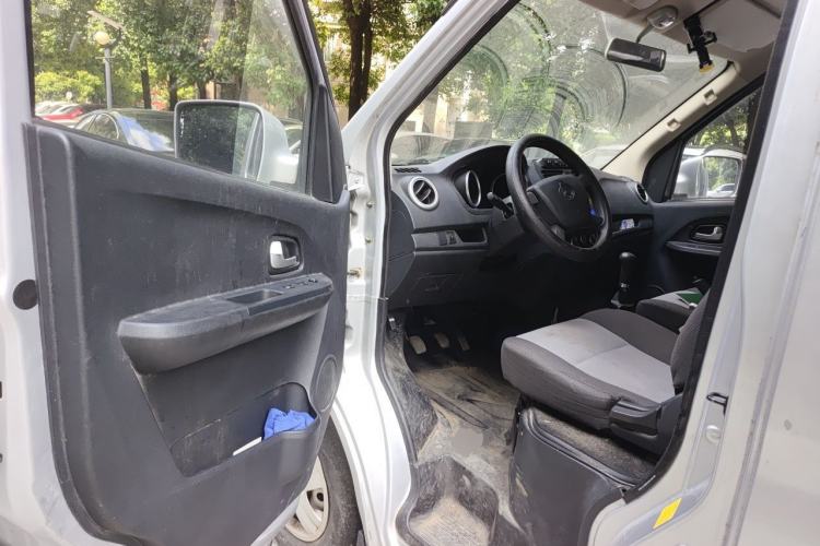 Used CHANGAN KAICHENG Ruixing M60 2020 1.5L Standard Version China VI 6-Seater DAM15KR Driver Seat