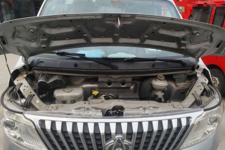 Used CHANGAN KAICHENG Ruixing M60 2020 1.5L Standard Version China VI Van with 5 Seats Equipped with DAM15KR Engine Bay