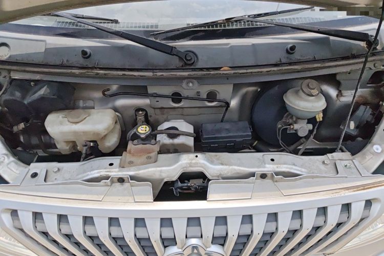 Used CHANGAN KAICHENG Ruixing M60 2020 1.5L Standard Version China VI 6-Seater DAM15KR Engine Bay
