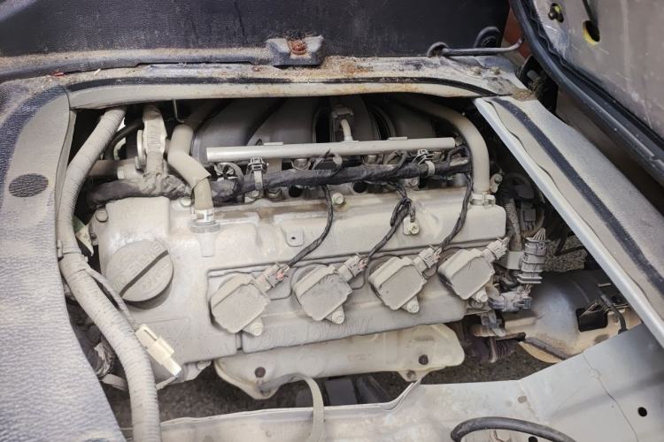 Used CHANGAN KAICHENG Ruixing M60 2020 1.5L Standard Version China VI 6-Seater DAM15KR Engine Bay