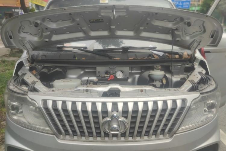 Used CHANGAN KAICHENG Ruixing M60 2020 1.6L Base Version China VI Standard 7-Seater CNG DAM16KRC Engine Bay