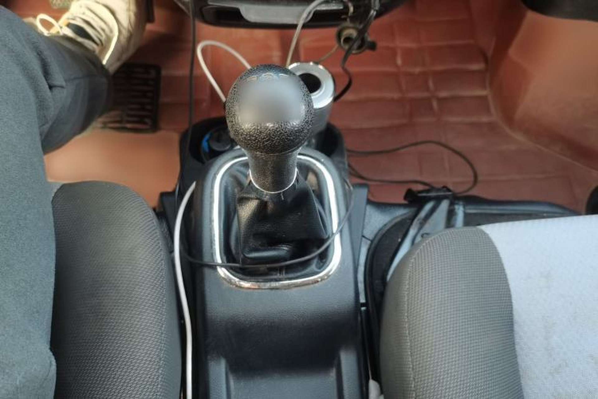 Used CHANGAN KAICHENG Ruixing M60 2020 1.5L Base Version China VI Standard 2-Seater Van with DAM15KR Engine Gear Lever
