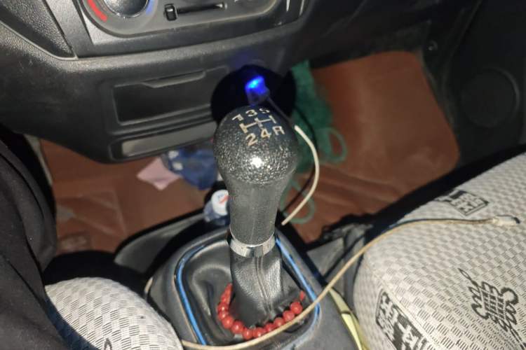 Used CHANGAN KAICHENG Ruixing M60 2020 1.5L Standard Version China VI 6-Seater DAM15KR Gear Lever