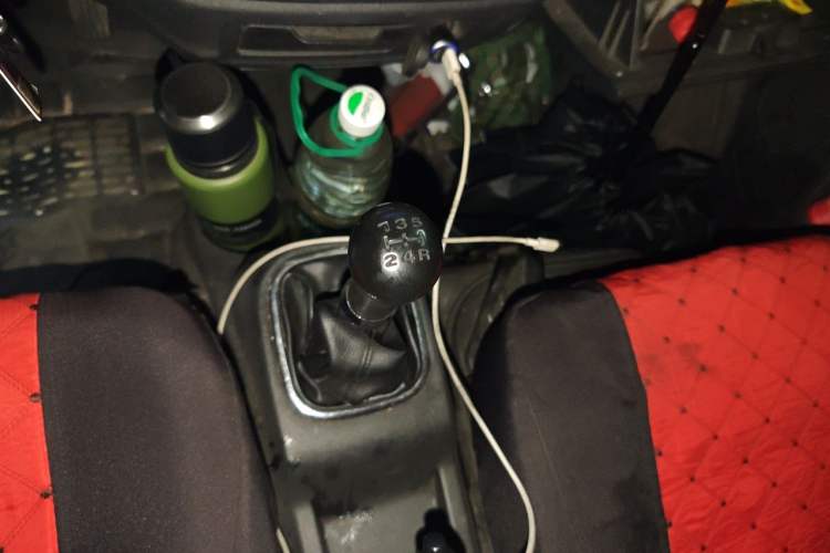 Used CHANGAN KAICHENG Ruixing M60 2020 1.5L Standard Version China VI 6-Seater DAM15KR Gear Lever