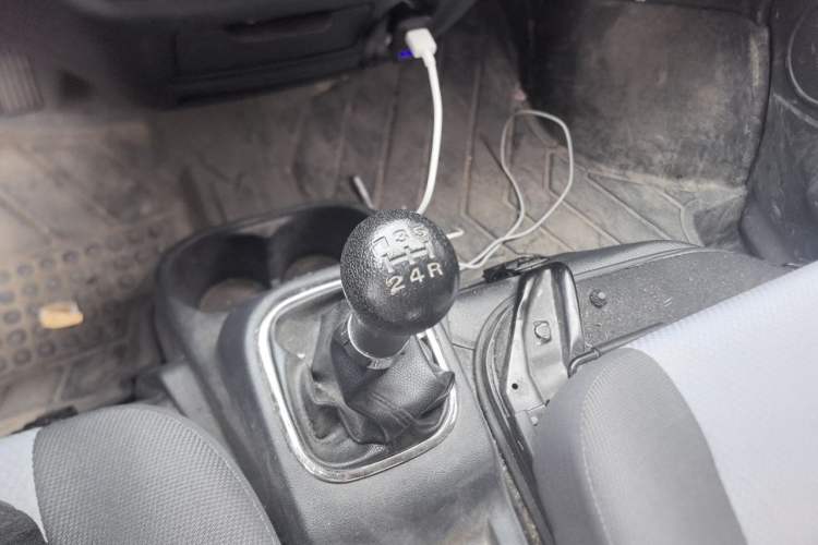 Used CHANGAN KAICHENG Ruixing M60 2020 1.5L Standard Version China VI Van with 5 Seats Equipped with DAM15KR Gear Lever