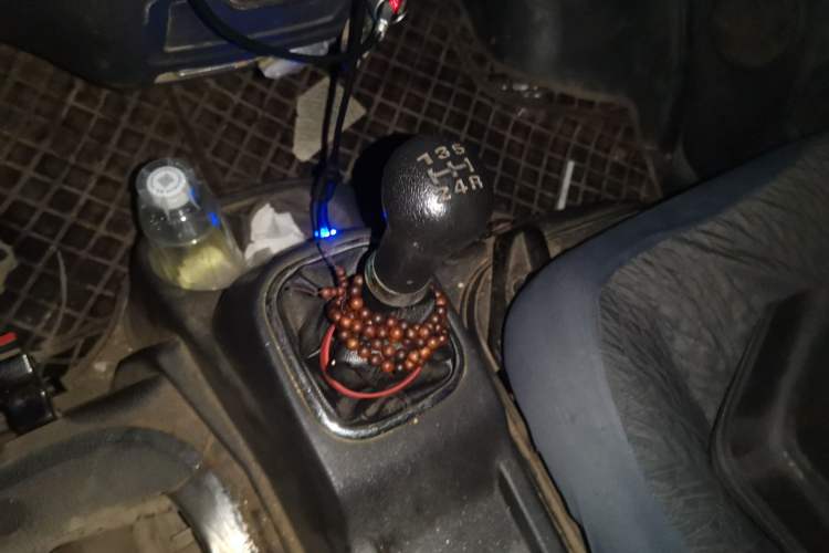 Used CHANGAN KAICHENG Ruixing M60 2020 1.5L Standard Version China VI 6-Seater DAM15KR Gear Lever