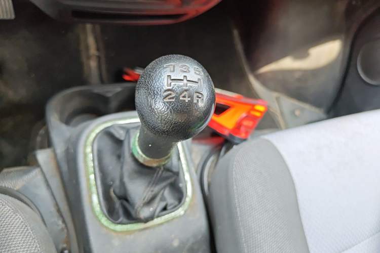 Used CHANGAN KAICHENG Ruixing M60 2020 1.5L Standard Version China VI 6-Seater DAM15KR Gear Lever