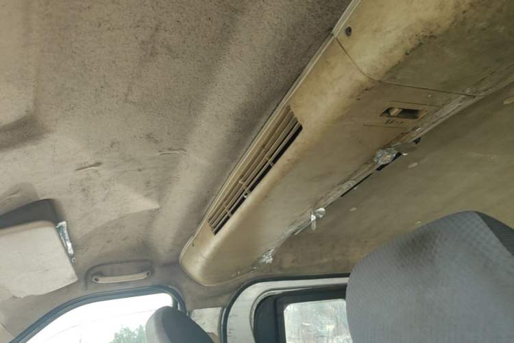 Used CHANGAN KAICHENG Ruixing M60 2020 1.6L Standard Version China VI 6-Seater CNG DAM16KRC Headliner