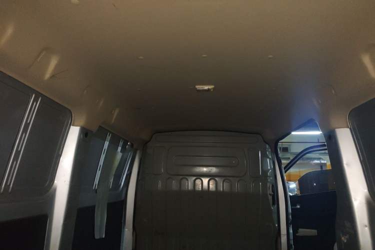 Used CHANGAN KAICHENG Ruixing M60 2020 1.5L Base Version China VI Standard 2-Seater Van with DAM15KR Engine Headliner