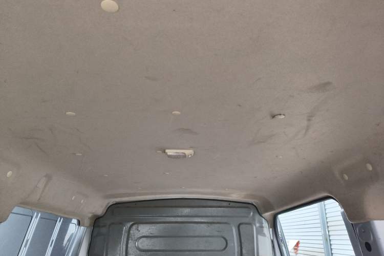 Used CHANGAN KAICHENG Ruixing M60 2020 1.5L Base Version China VI Standard 2-Seater Van with DAM15KR Engine Headliner