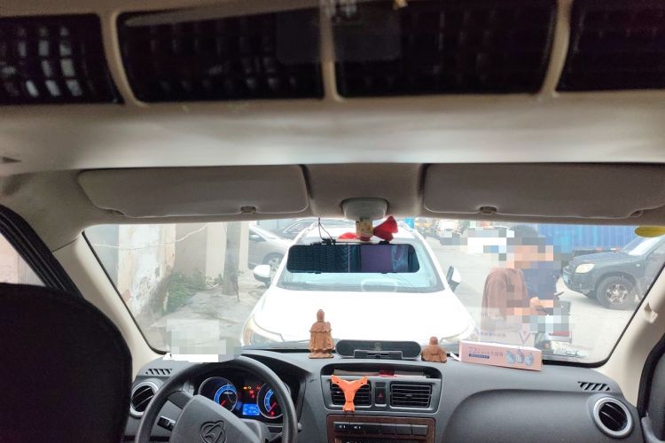 Used CHANGAN KAICHENG Ruixing M60 2020 1.5L Standard Version China VI Van with 5 Seats Equipped with DAM15KR Headliner