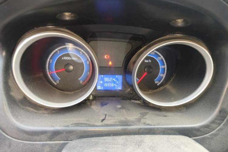 Used CHANGAN KAICHENG Ruixing M60 2020 1.5L Standard Version China VI Van with 5 Seats Equipped with DAM15KR Instrument Cluster