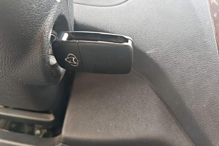 Used CHANGAN KAICHENG Ruixing M60 2020 1.5L Base Version China VI Standard 2-Seater Van with DAM15KR Engine Interior 1