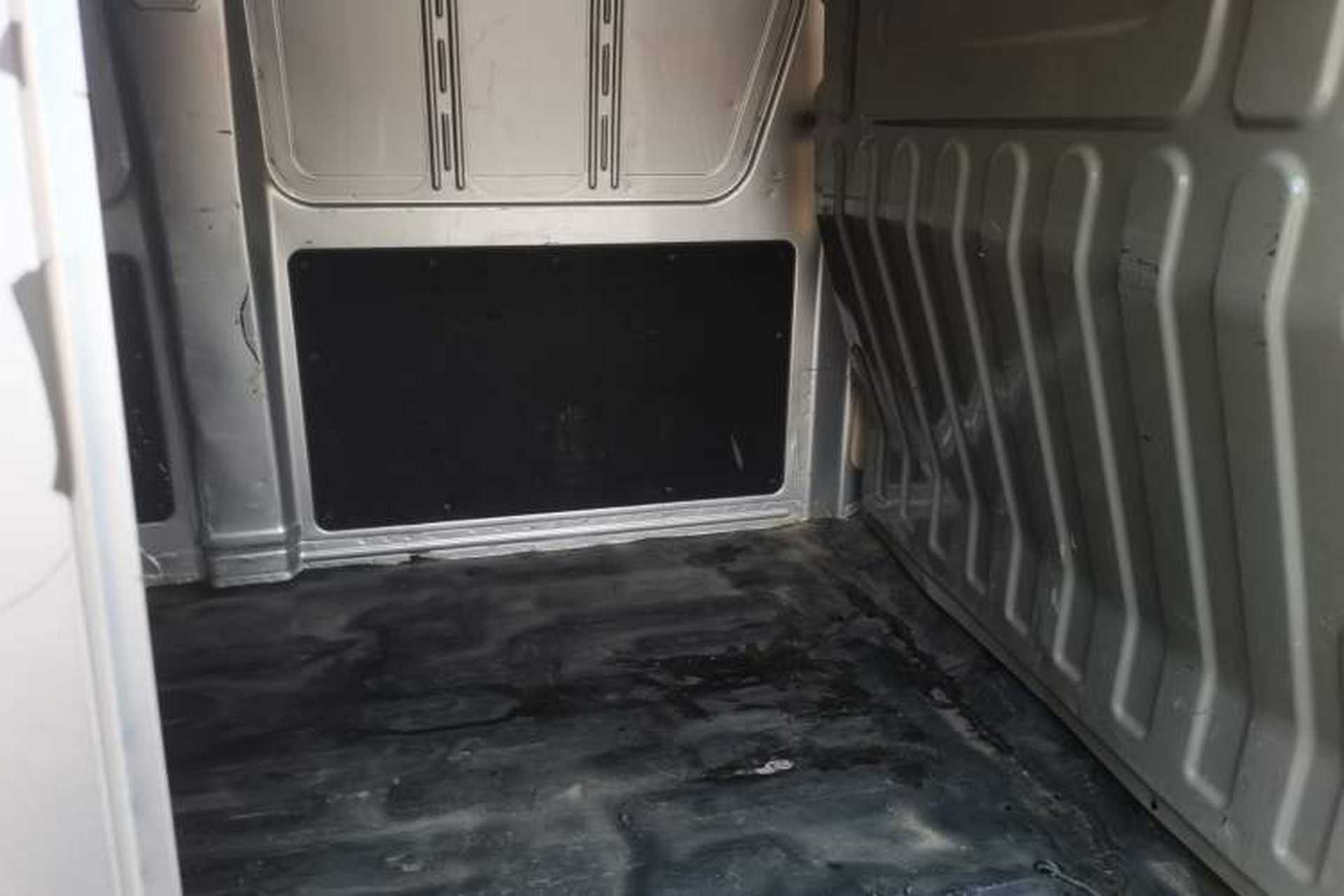 Used CHANGAN KAICHENG Ruixing M60 2020 1.5L Base Version China VI Standard 2-Seater Van with DAM15KR Engine Interior 4