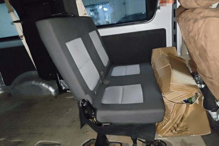 Used CHANGAN KAICHENG Ruixing M60 2020 1.5L Standard Version China VI 6-Seater DAM15KR Interior 4