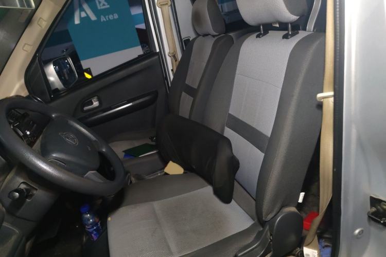 Used CHANGAN KAICHENG Ruixing M60 2020 1.5L Standard Version China VI 6-Seater DAM15KR Left Front Seat