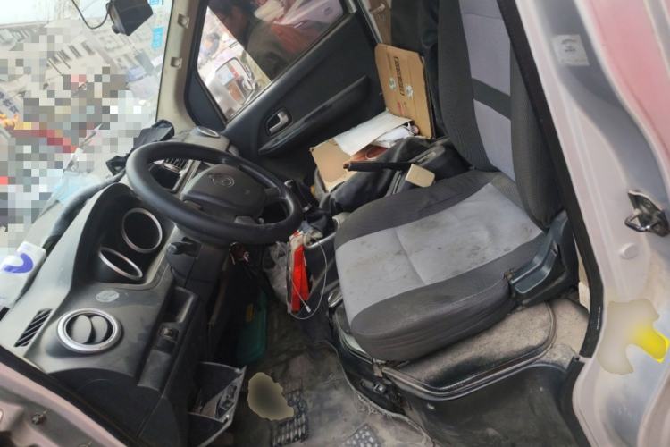 Used CHANGAN KAICHENG Ruixing M60 2020 1.5L Standard Version China VI Van with 5 Seats Equipped with DAM15KR Left Front Seat