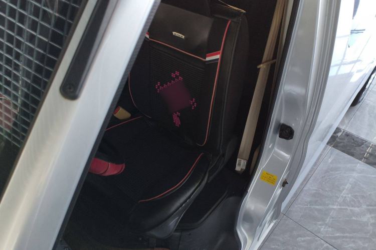 Used CHANGAN KAICHENG Ruixing M60 2020 1.5L Base Version China VI Emission Standard 7-Seater DAM15KR Left Front Seat