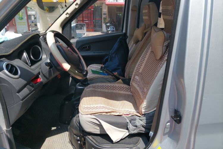 Used CHANGAN KAICHENG Ruixing M60 2020 1.5L Standard Version China VI 6-Seater DAM15KR Left Front Seat