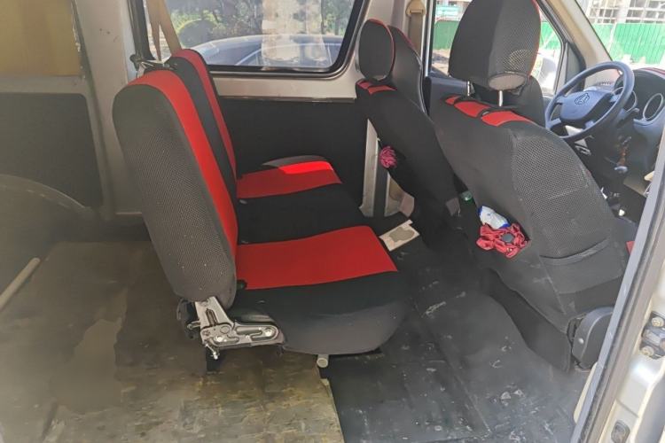 Used CHANGAN KAICHENG Ruixing M60 2020 1.5L Standard Version China VI Van with 5 Seats Equipped with DAM15KR Left Rear Seat
