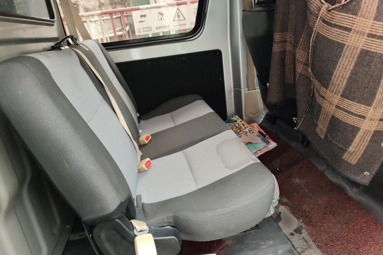 Used CHANGAN KAICHENG Ruixing M60 2020 1.5L Standard Version China VI Van with 5 Seats Equipped with DAM15KR Left Rear Seat