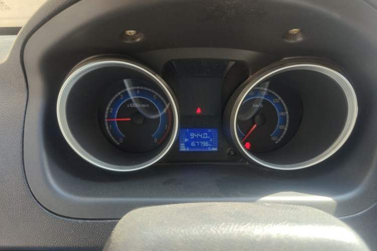 Used CHANGAN KAICHENG Ruixing M60 2020 1.5L Base Version China VI Standard 2-Seater Van with DAM15KR Engine Odometer Close Up