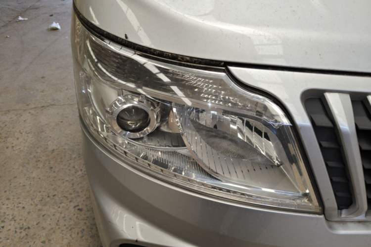 Used CHANGAN KAICHENG Ruixing M60 2020 1.5L Standard Version China VI 6-Seater DAM15KR Right Front Headlight