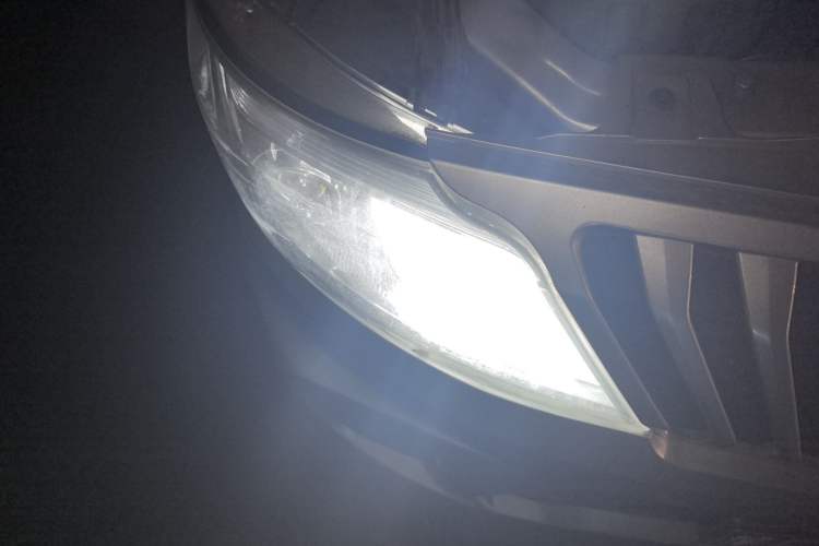 Used CHANGAN KAICHENG Ruixing M60 2020 1.5L Standard Version China VI 6-Seater DAM15KR Right Front Headlight