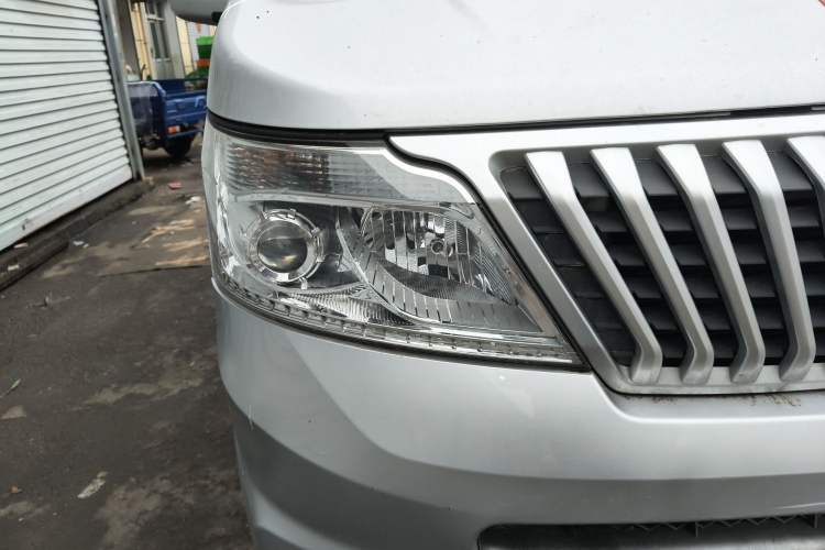 Used CHANGAN KAICHENG Ruixing M60 2020 1.5L Base Version China VI Standard 2-Seater Van with DAM15KR Engine Right Front Headlight