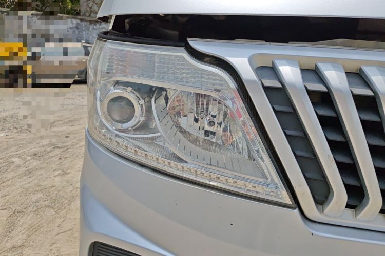 Used CHANGAN KAICHENG Ruixing M60 2020 1.5L Standard Version China VI 6-Seater DAM15KR Right Front Headlight