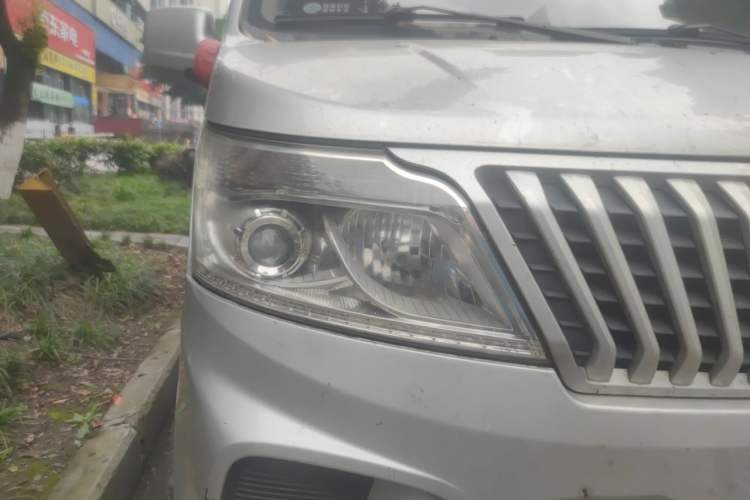 Used CHANGAN KAICHENG Ruixing M60 2020 1.6L Base Version China VI Standard 7-Seater CNG DAM16KRC Right Front Headlight
