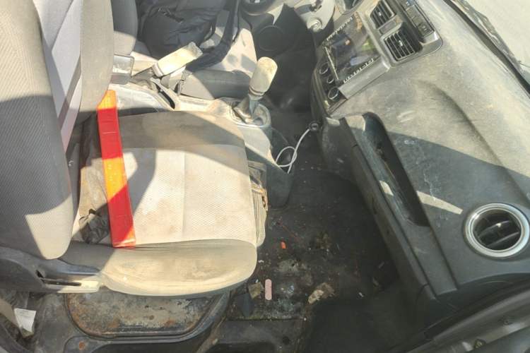 Used CHANGAN KAICHENG Ruixing M60 2020 1.6L Standard Version China VI 6-Seater CNG DAM16KRC Right Front Seat