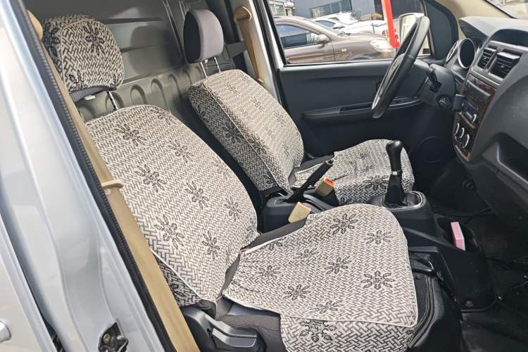 Used CHANGAN KAICHENG Ruixing M60 2020 1.5L Base Version China VI Standard 2-Seater Van with DAM15KR Engine Right Front Seat