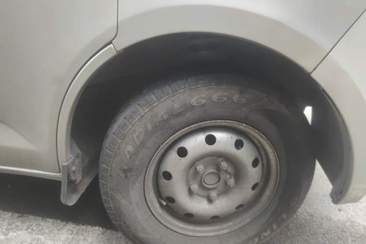 Used CHANGAN KAICHENG Ruixing M60 2020 1.6L Base Version China VI Standard 7-Seater CNG DAM16KRC Right Front Wheel Hub