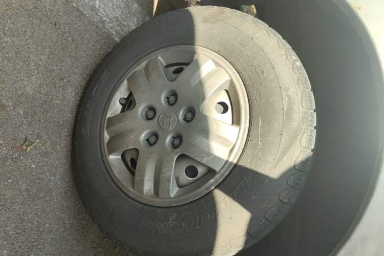 Used CHANGAN KAICHENG Ruixing M60 2020 1.6L Standard Version China VI 6-Seater CNG DAM16KRC Right Rear Wheel Hub