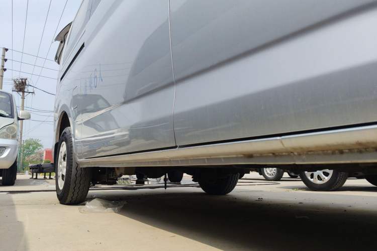 Used CHANGAN KAICHENG Ruixing M60 2020 1.5L Standard Version China VI 6-Seater DAM15KR Right Side Sill