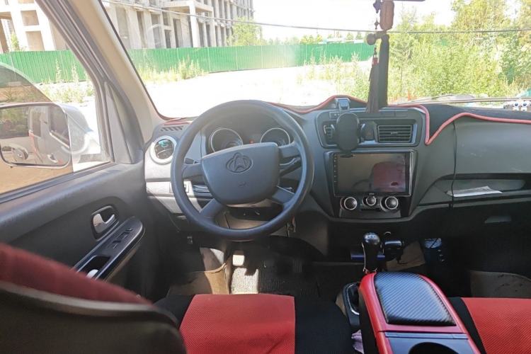 Used CHANGAN KAICHENG Ruixing M60 2020 1.5L Standard Version China VI Van with 5 Seats Equipped with DAM15KR Steering Wheel