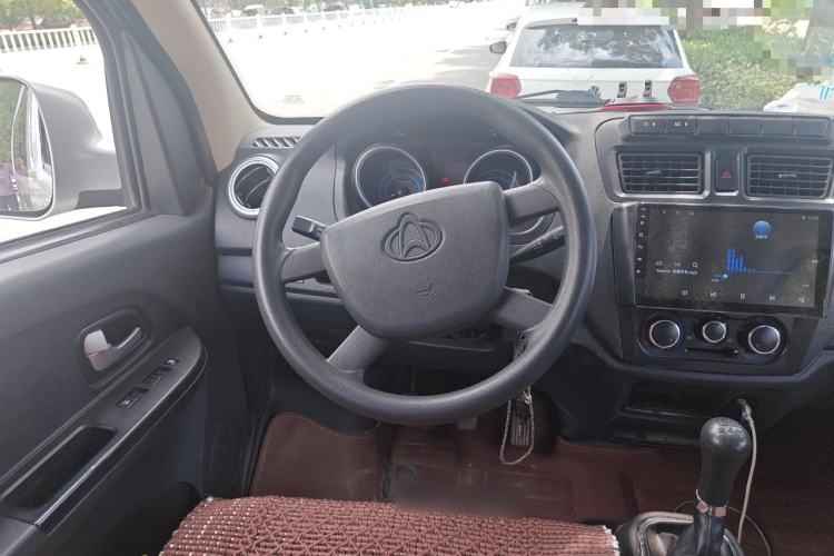 Used CHANGAN KAICHENG Ruixing M60 2020 1.5L Standard Version China VI 6-Seater DAM15KR Steering Wheel