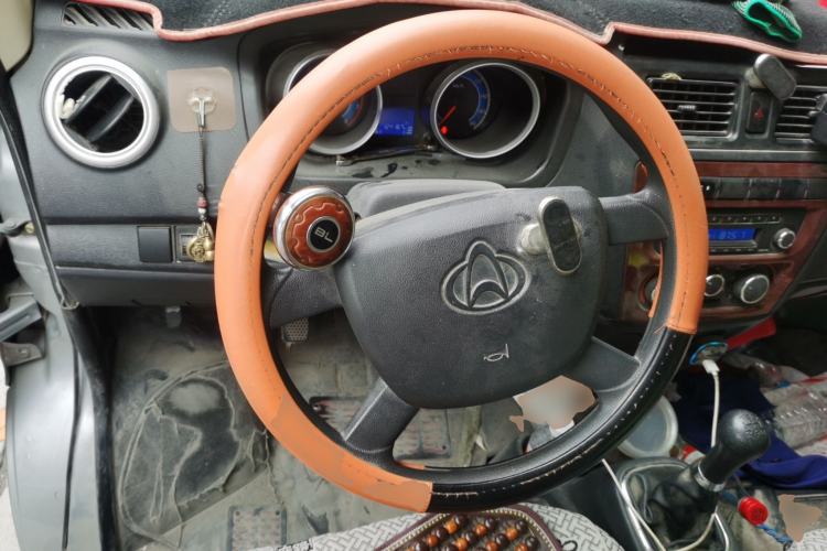 Used CHANGAN KAICHENG Ruixing M60 2020 1.5L Standard Version China VI 6-Seater DAM15KR Steering Wheel