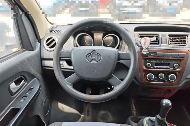Used CHANGAN KAICHENG Ruixing M60 2020 1.5L Standard Version China VI 6-Seater DAM15KR Steering Wheel
