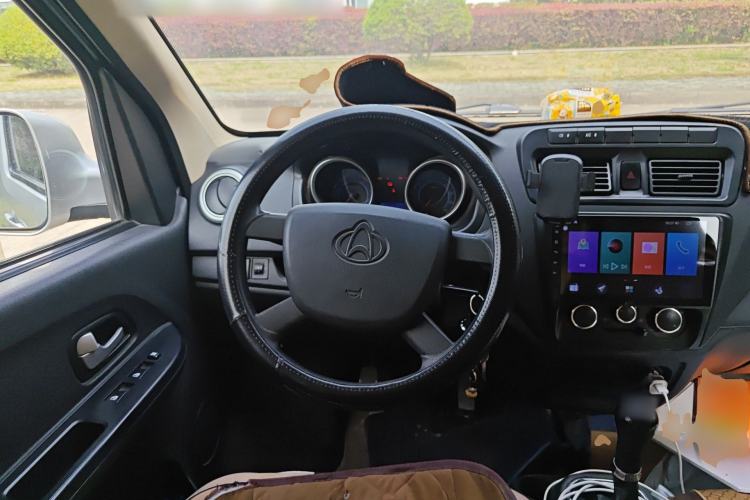 Used CHANGAN KAICHENG Ruixing M60 2020 1.5L Standard Version China VI 6-Seater DAM15KR Steering Wheel