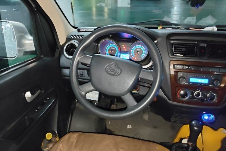 Used CHANGAN KAICHENG Ruixing M60 2020 1.5L Standard Version China VI 6-Seater DAM15KR Steering Wheel