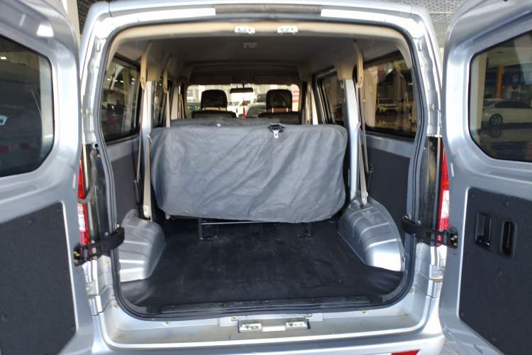 Used CHANGAN KAICHENG Ruixing M60 2020 1.5L Base Version China VI Emission Standard 7-Seater DAM15KR Trunk