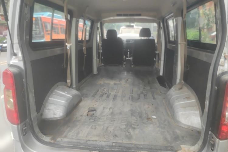 Used CHANGAN KAICHENG Ruixing M60 2020 1.6L Base Version China VI Standard 7-Seater CNG DAM16KRC Trunk