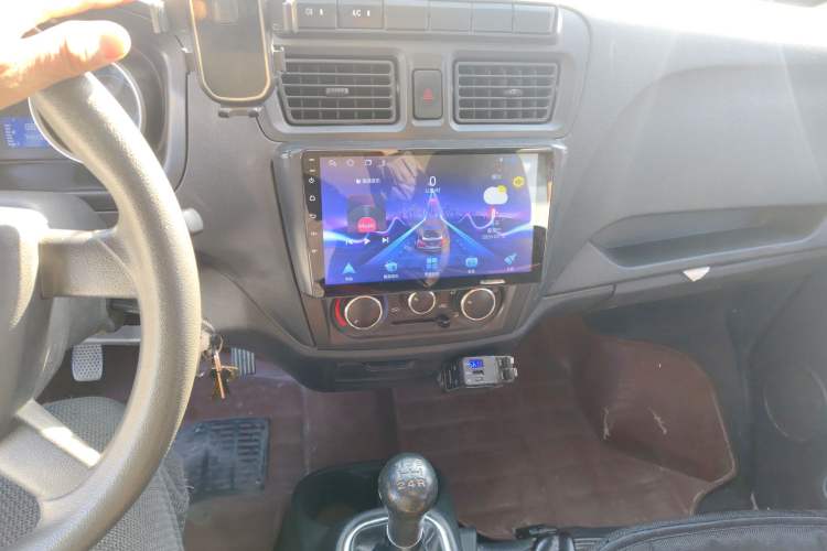 Used CHANGAN KAICHENG Ruixing M60 2020 1.5L Standard Version China VI Van with 5 Seats Equipped with DAM15KR Audio And AC Panel
