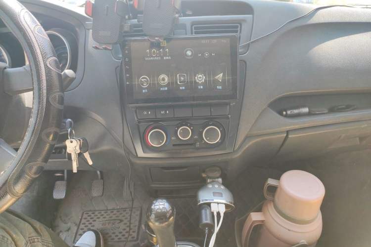 Used CHANGAN KAICHENG Ruixing M60 2020 1.5L Base Version China VI Standard 2-Seater Van with DAM15KR Engine Audio And AC Panel