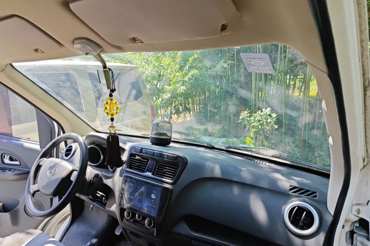 Used CHANGAN KAICHENG Ruixing M60 2020 1.5L Base Version China VI Standard 2-Seater Van with DAM15KR Engine Center Console