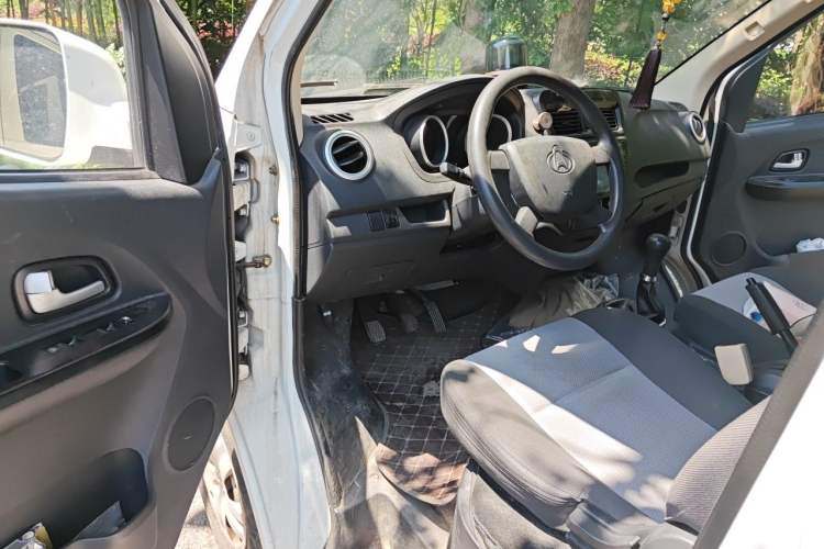 Used CHANGAN KAICHENG Ruixing M60 2020 1.5L Base Version China VI Standard 2-Seater Van with DAM15KR Engine Driver Seat