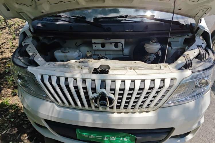 Used CHANGAN KAICHENG Ruixing M60 2020 1.5L Base Version China VI Standard 2-Seater Van with DAM15KR Engine Engine Bay